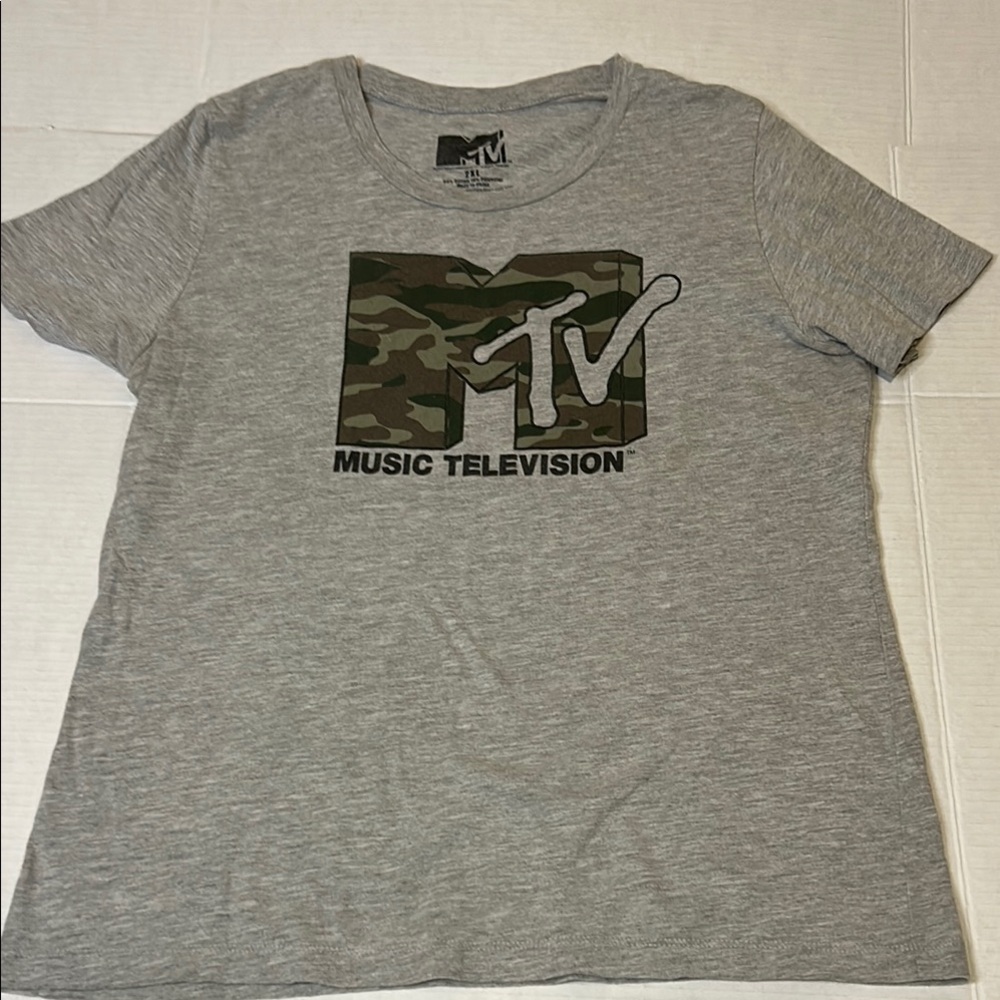 MTV Size 2XL Heather Gray Camo Logo Tee.
